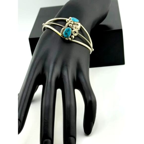 Navajo Max Calabaza Turquoise Sterling Silver Cuff Bracelet - Picture 1 of 4